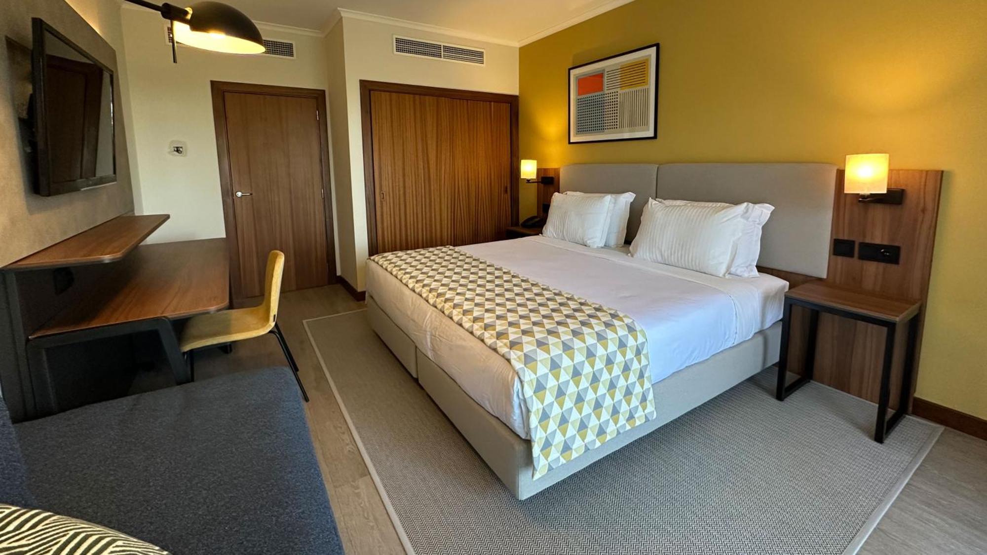 Holiday Inn Algarve Albufeira By Ihg Luaran gambar