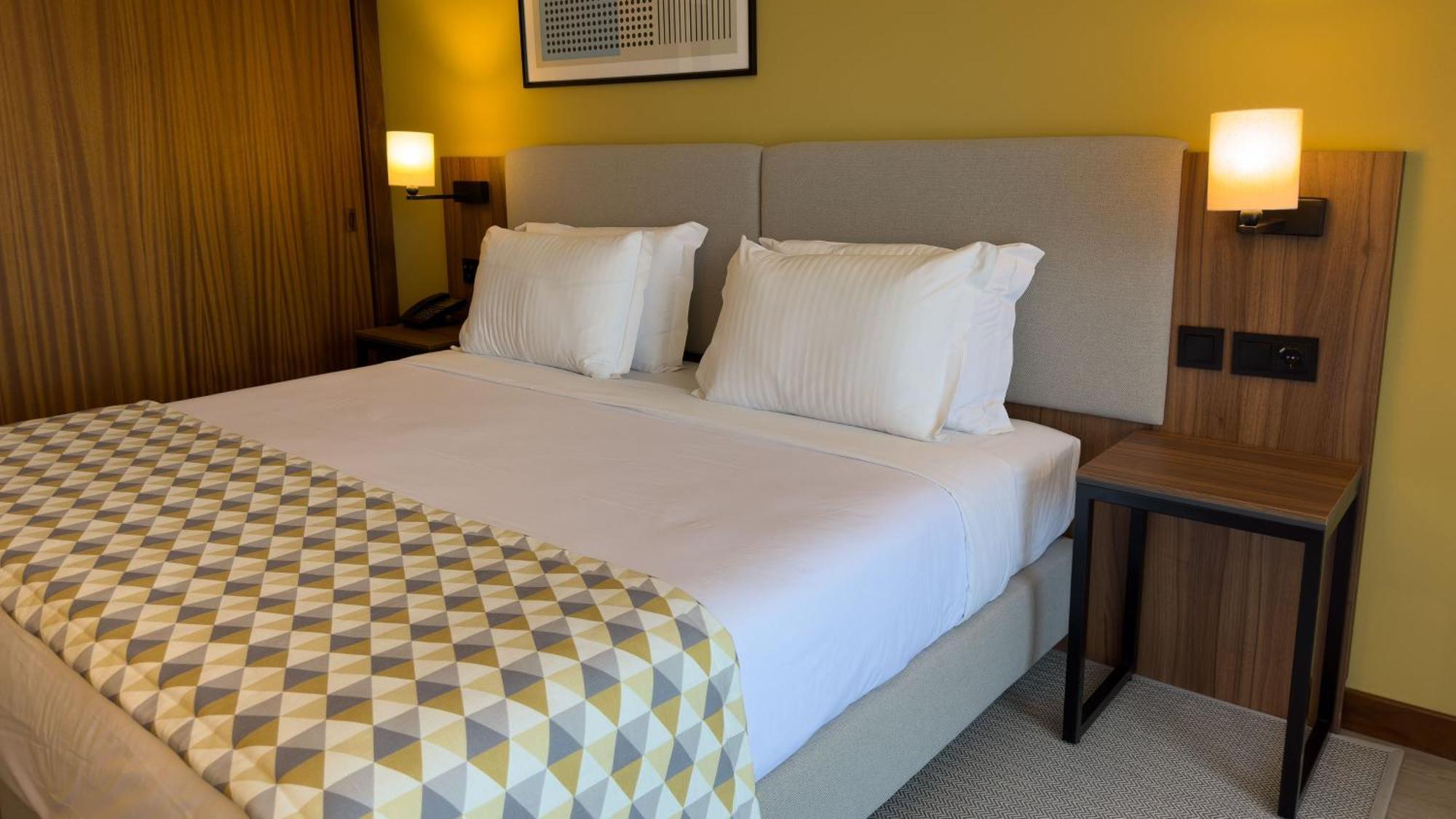 Holiday Inn Algarve Albufeira By Ihg Luaran gambar